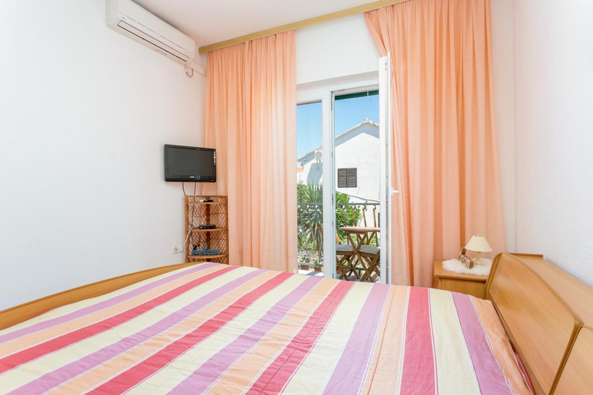 Double Room Supetar 5658D 외부 사진